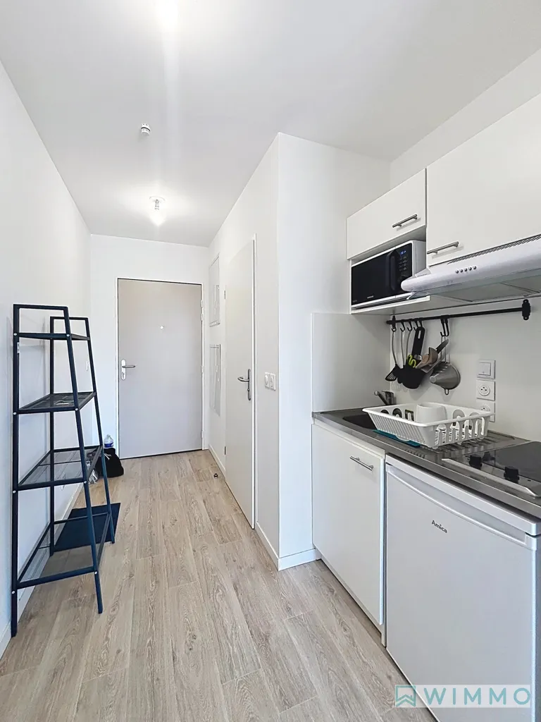 Cuisine - Studio Meublé avec Balcon au Campus d'Illac