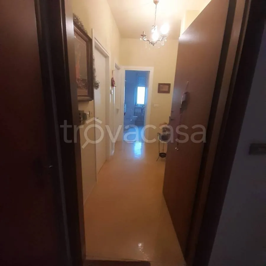 Entrée - Apartment with Balcony Views in Mango