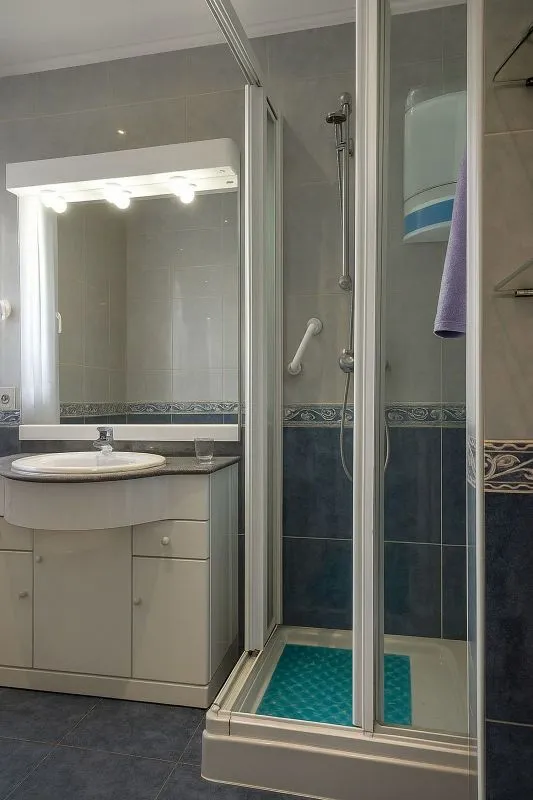 Vannitoad - Furnished Flat near University in General Dávila