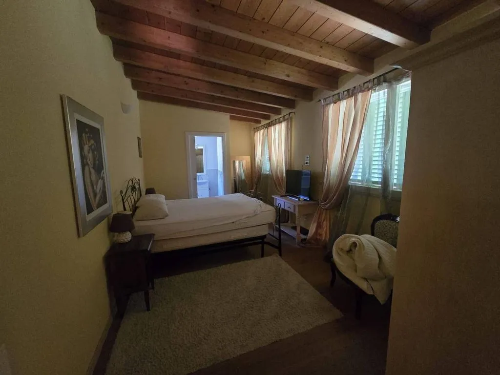 Chambres - Restored Casale with Pool in Terranuova Bracciolini