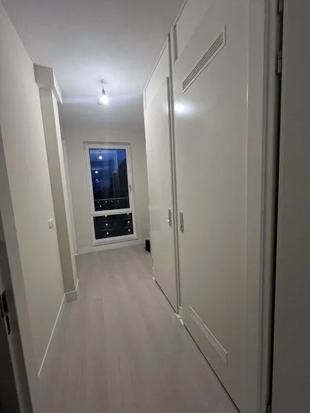 Entrée - New 3-Bedroom Apartment with Balcony in Osdorp