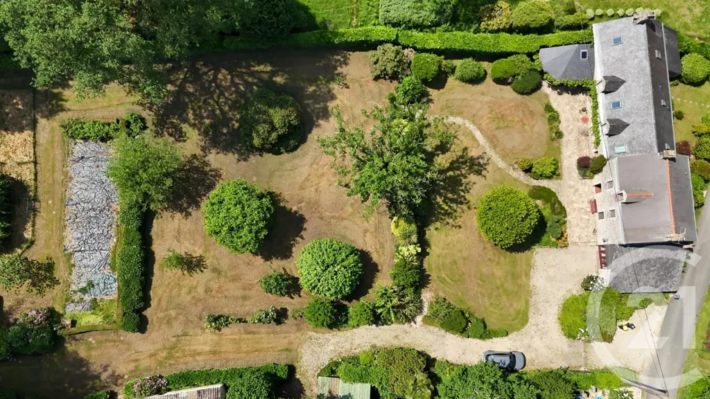 Vista aerea - Historic Longère with Garden in Elven
