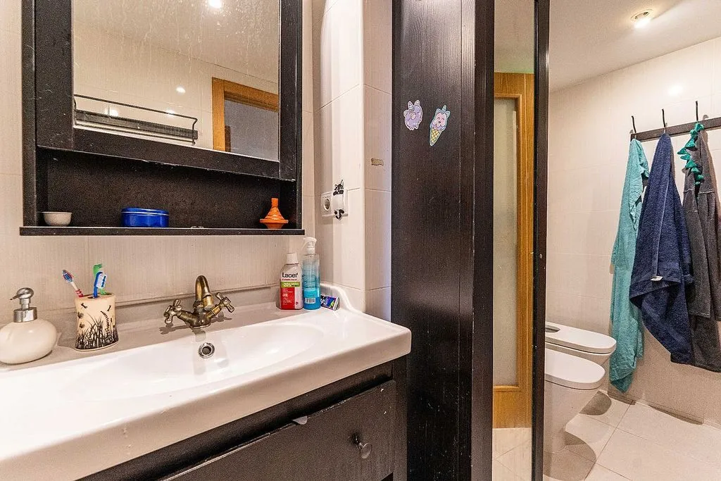 Salles de bain - Apartment with Pool and Terrace in Móstoles