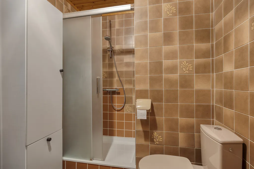 Bathrooms - Open Building with Expansion Potential in Ekeren