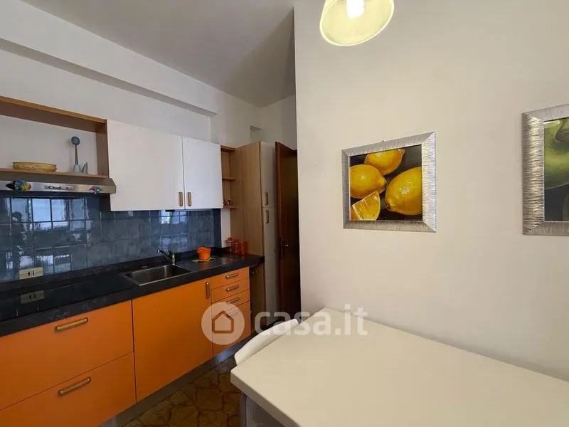 Köök - Rusticated Apartment with Terrace in Scalea