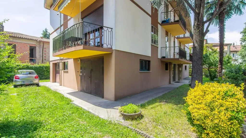 Giardino - Spacious Apartment with Terrace in Padua