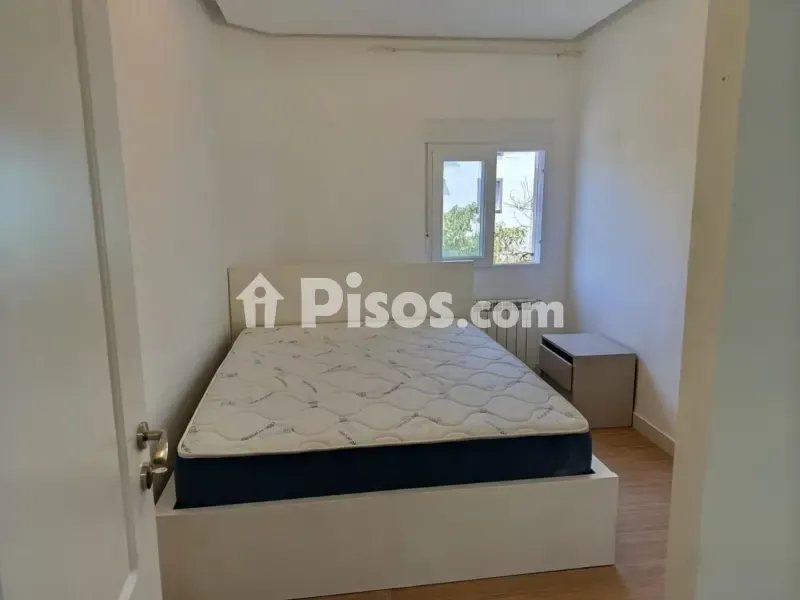 Chambres - Fully Furnished Flat with Ascensor in Latina
