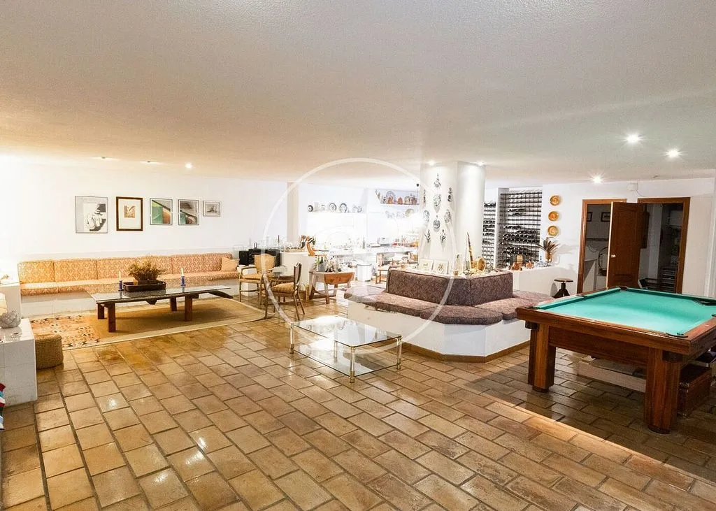 Toad - Chalet with Pool in Parque Conde de Orgaz