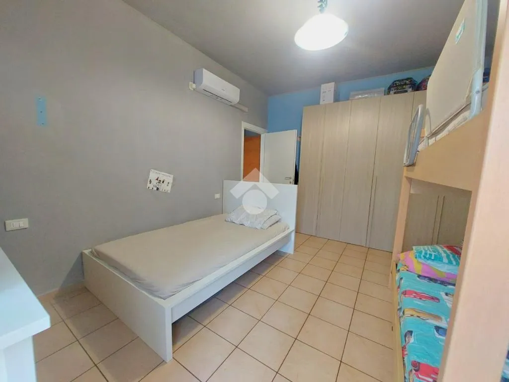 Magamistoad - 3-Room Apartment with Balcony in Vittuone