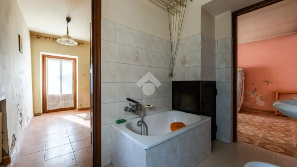 Vannitoad - Independent House with Panoramic View in Rifreddo