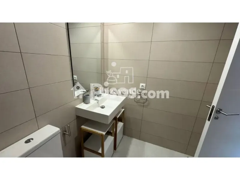 Vannitoad - Luxury Apartment with Pool in Playa Den Bossa