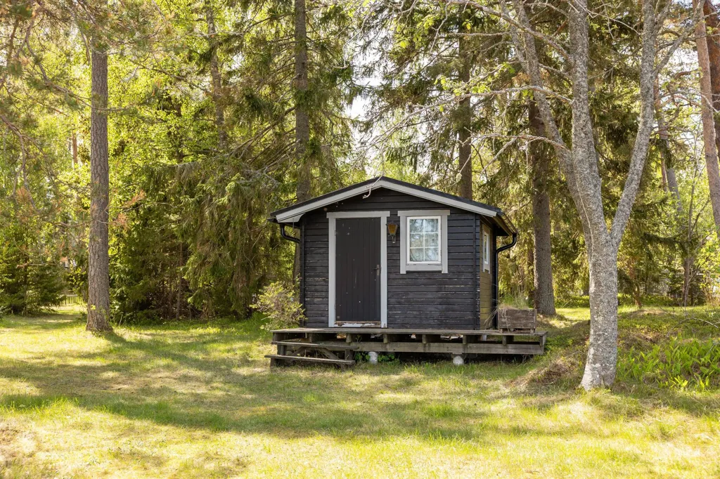 Välivaade - Charming Seafront Property in Stenskär