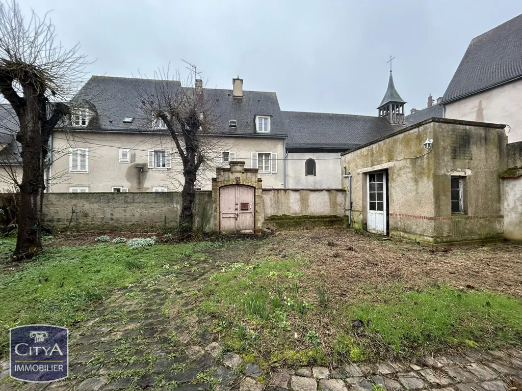 Garden - Renovated House with Garden in Chartres Centre