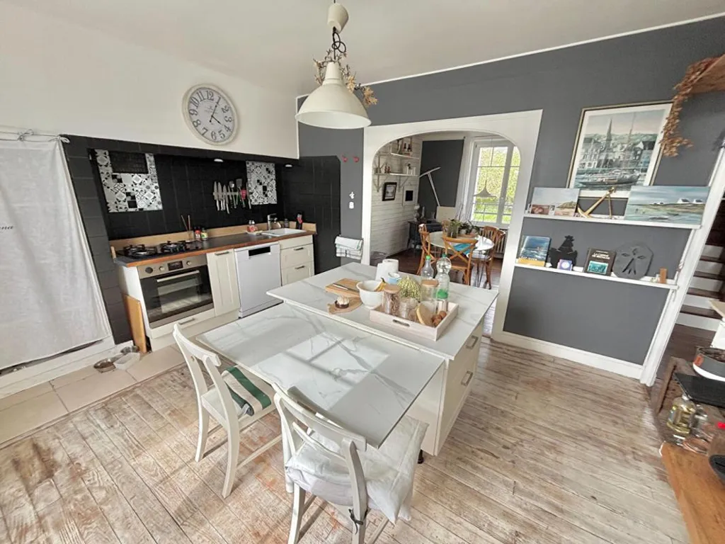 Cuisine - Maison avec Sous-sol Total et Jardin à Plouhinec
