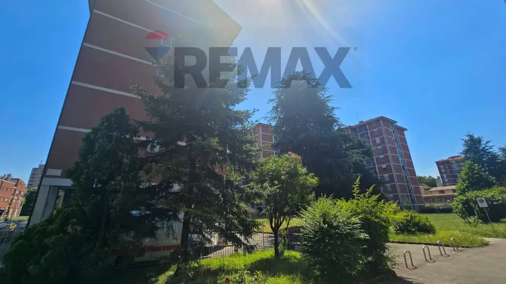 Aed - Spacious Triplex with Balcony in Milan