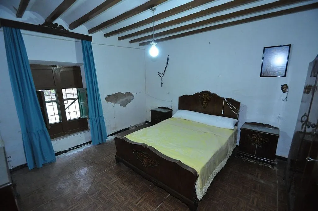Magamistoad - 6-Bedroom House with Terrace in Pinós