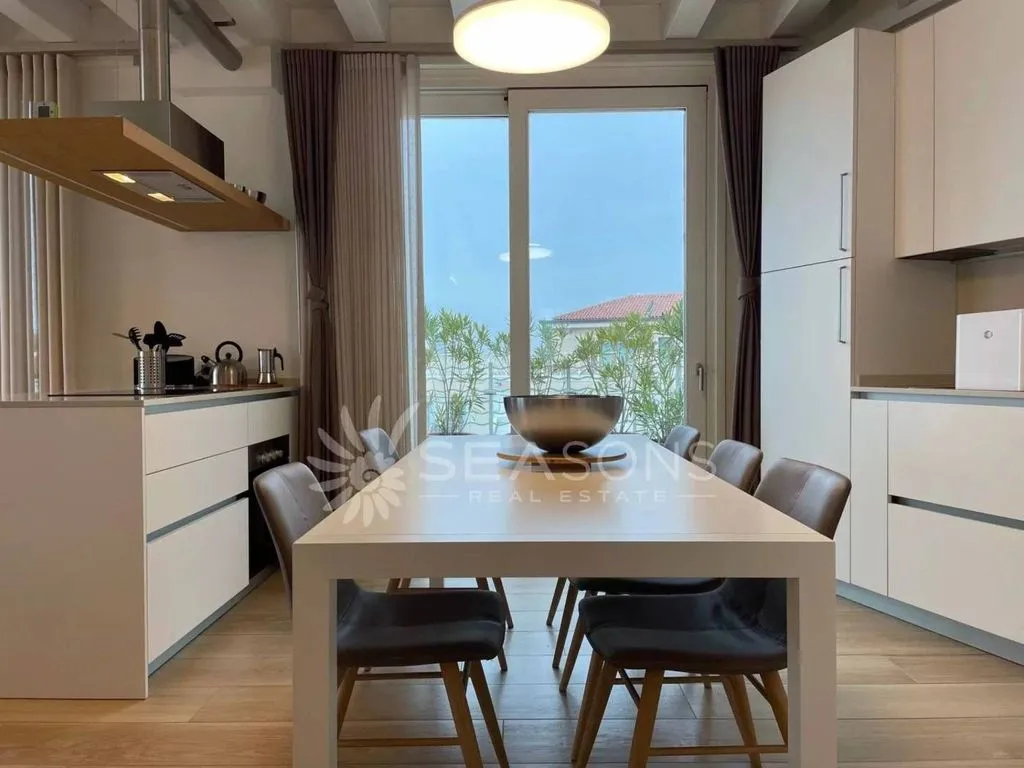 Salle à manger - Luxury Studio with Sea View in Caorle