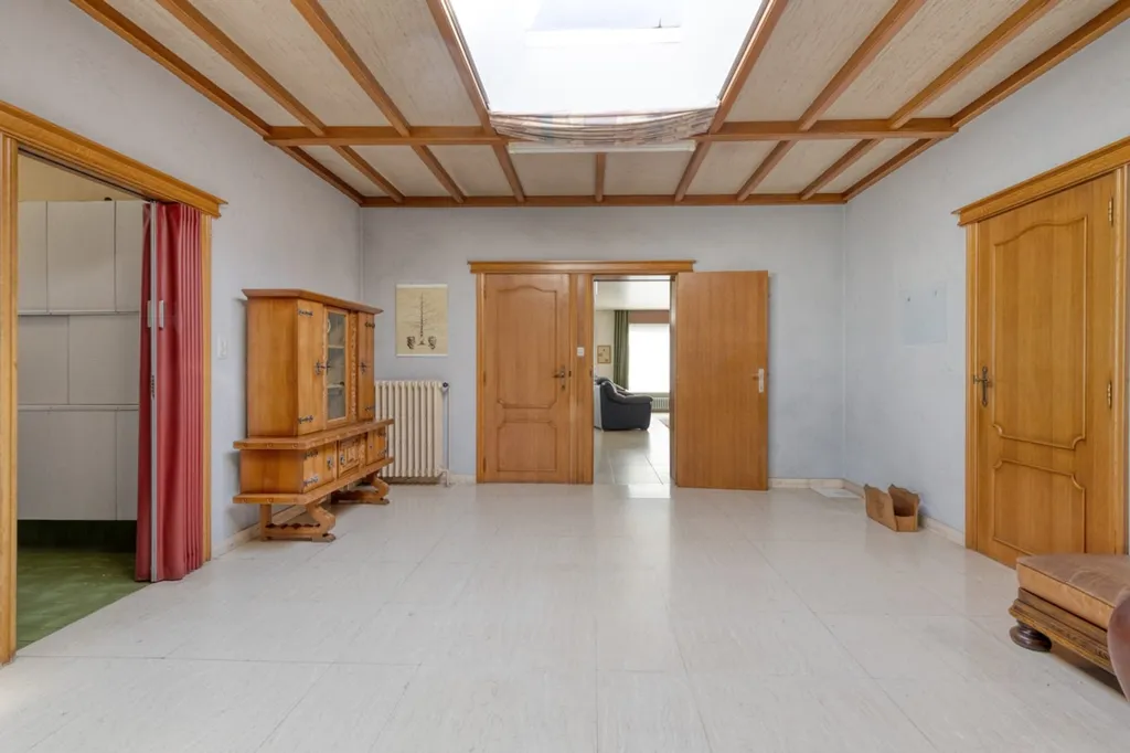 Half-Open House with Garden in Zarren Centre