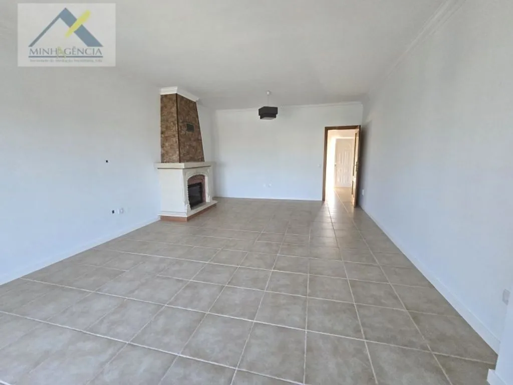 Elutuba - Luxury Semidetached House with Pool in Setúbal