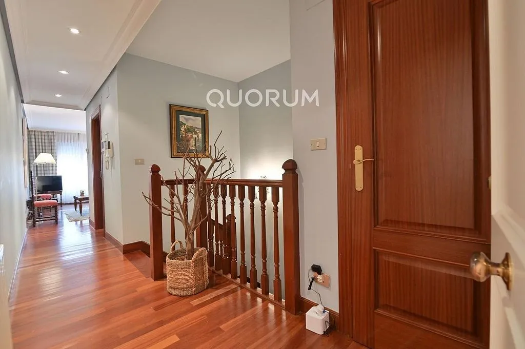 hallway_entrance