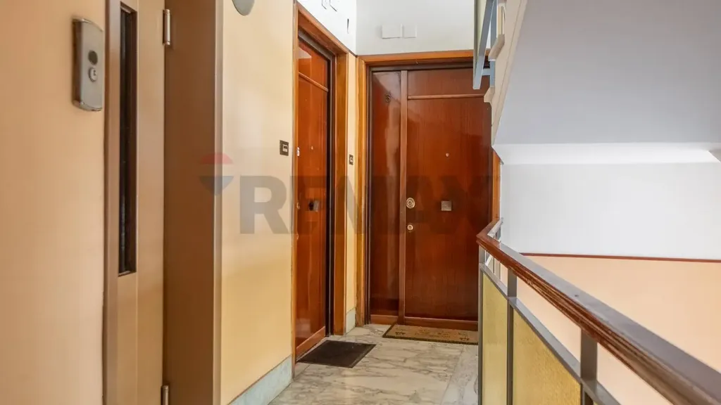 Entrée - Furnished Apartment with Balcony in Rome