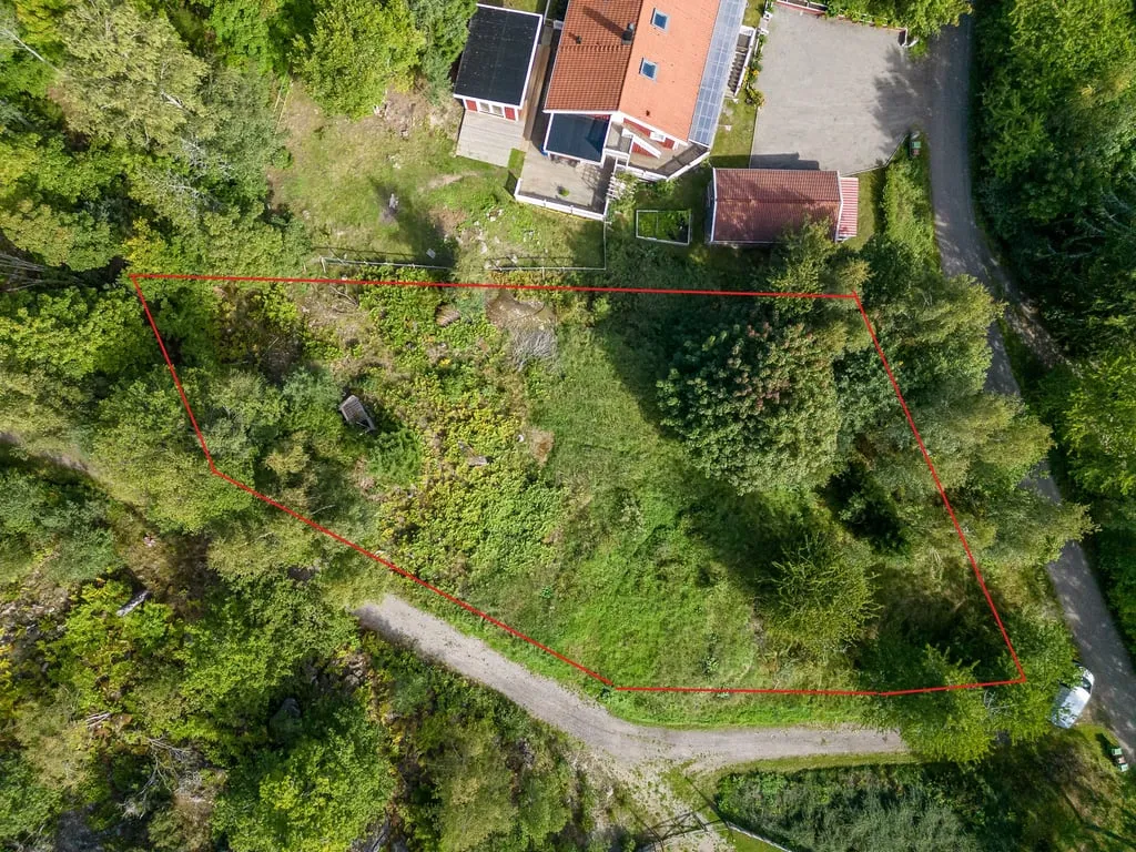 Õhuvaade - Scenic Plot with Coastal Access in Södermanland
