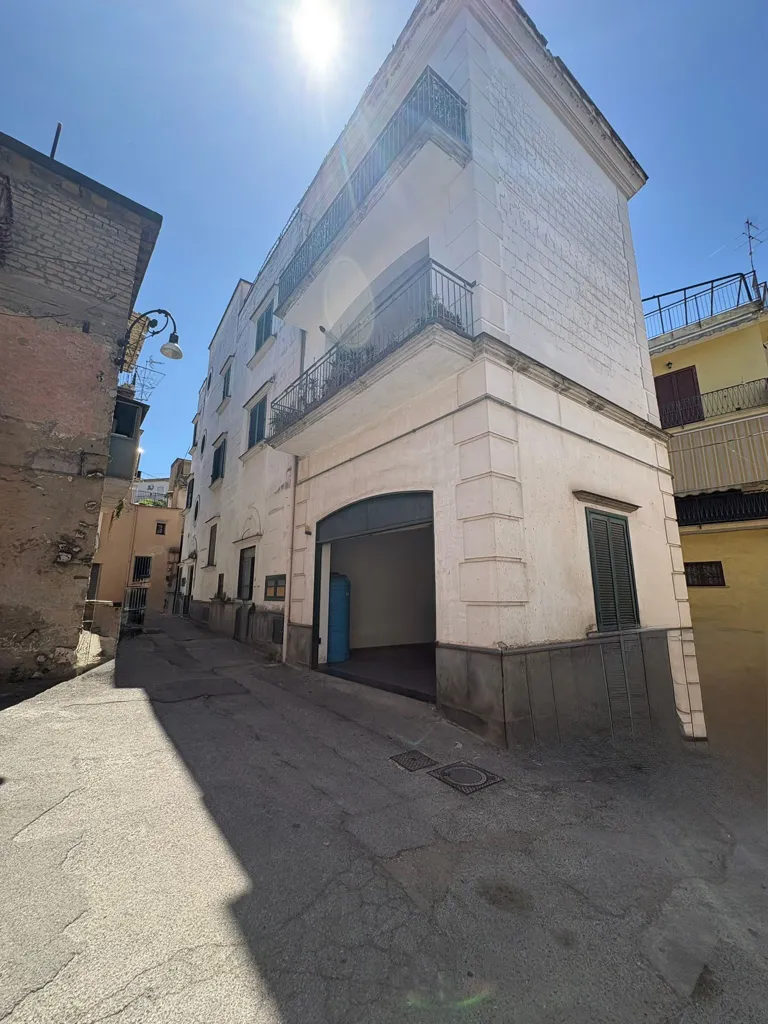 Välivaade - Colonial House with Terrace in Palma Campania
