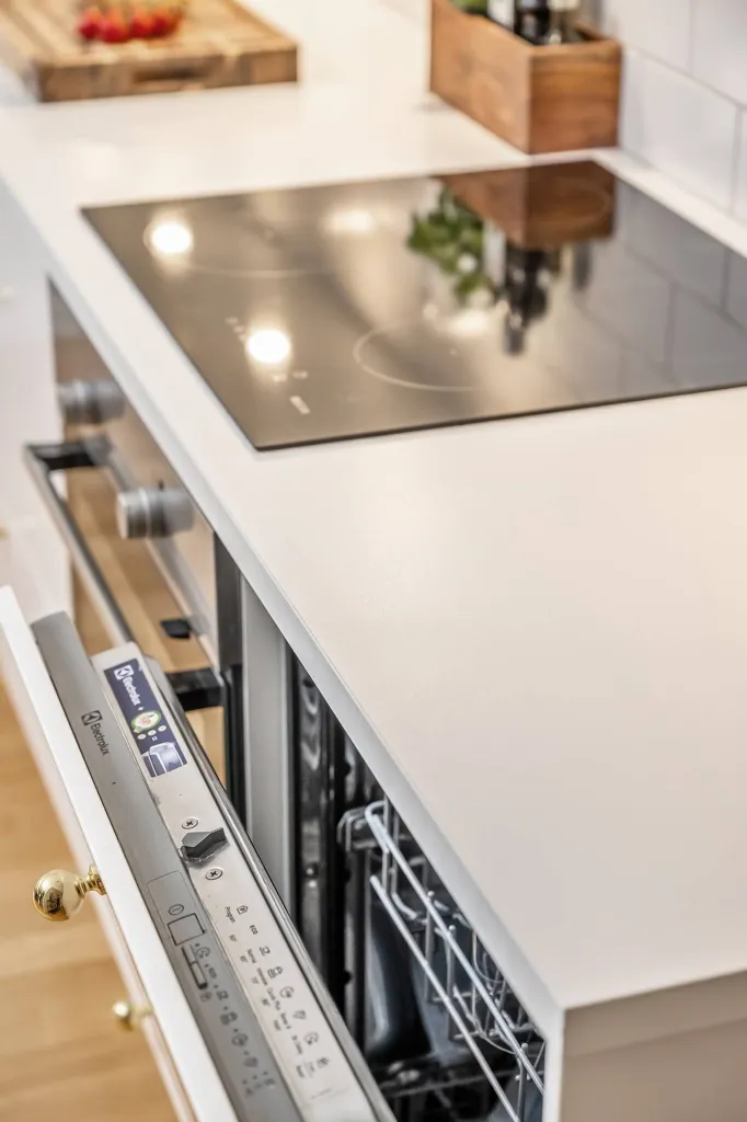 Cuisine - Modern Flat with South-Facing Balcony in Norrköping