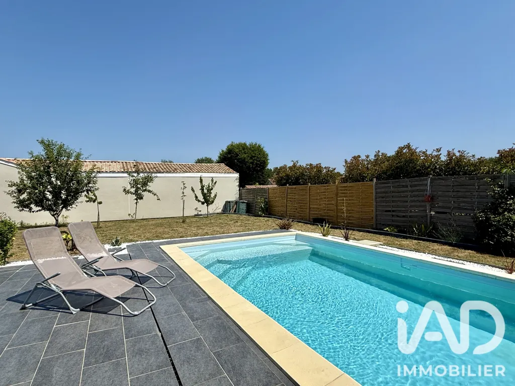 Bassein - Contemporary Flat-Plan House with Pool in Belin-Béliet