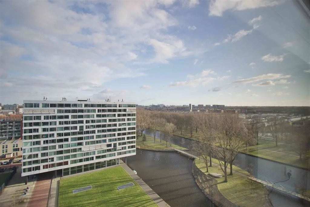 Õhuvaade - Furnished 4-Bedroom Apartment in Amsterdam