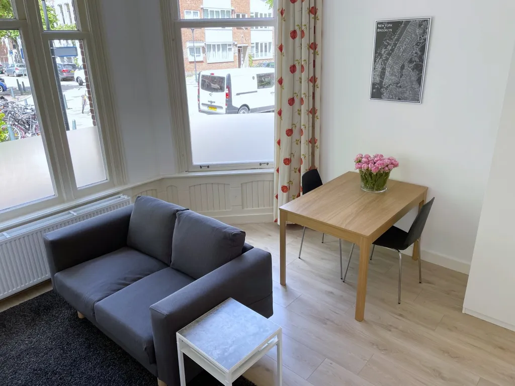 Séjour - Studio with Private Facilities in Kralingen, Rotterdam