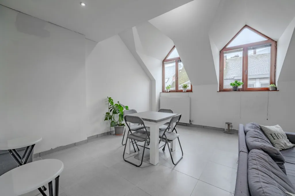 Séjour - Duplex Architectural avec Terrasse à Namur