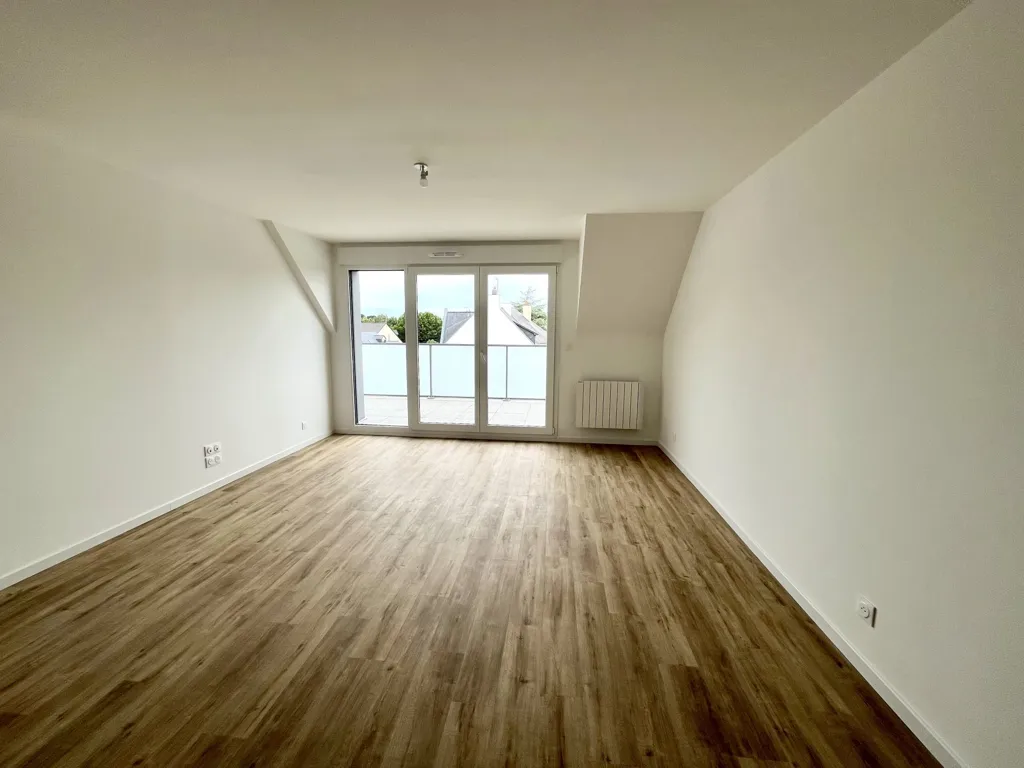New Flat with Balcony in Cancale