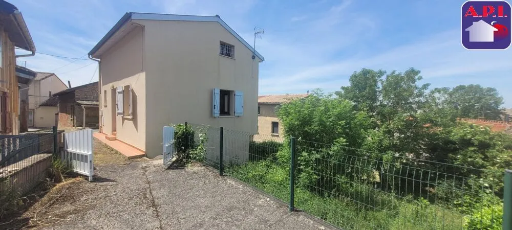 Välivaade - House with Amended Loft in Ariège