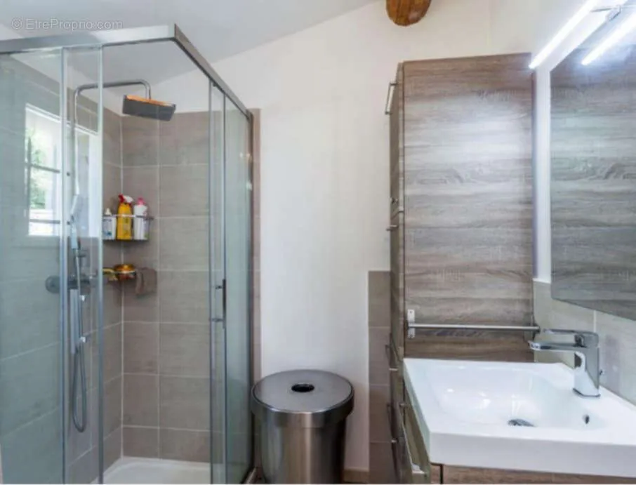 Vannitoad - Contemporary Villa with Pool in Lubéron