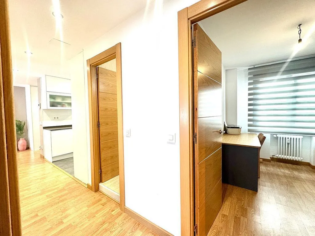 Entrée - Modernised Flat with Lift in La Arena, Gijón