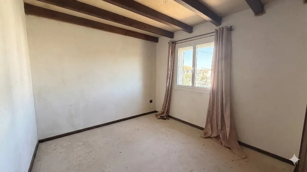 Pièces - Maison avec Jardin et Véranda à Marignane