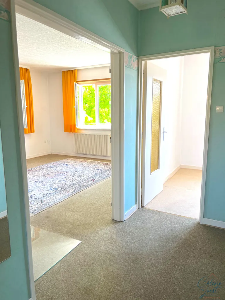 Esik - Spacious House with Constructible Land in Marckolsheim