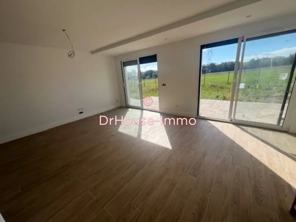 Elutuba - Modern House with Terrace in Tauriac