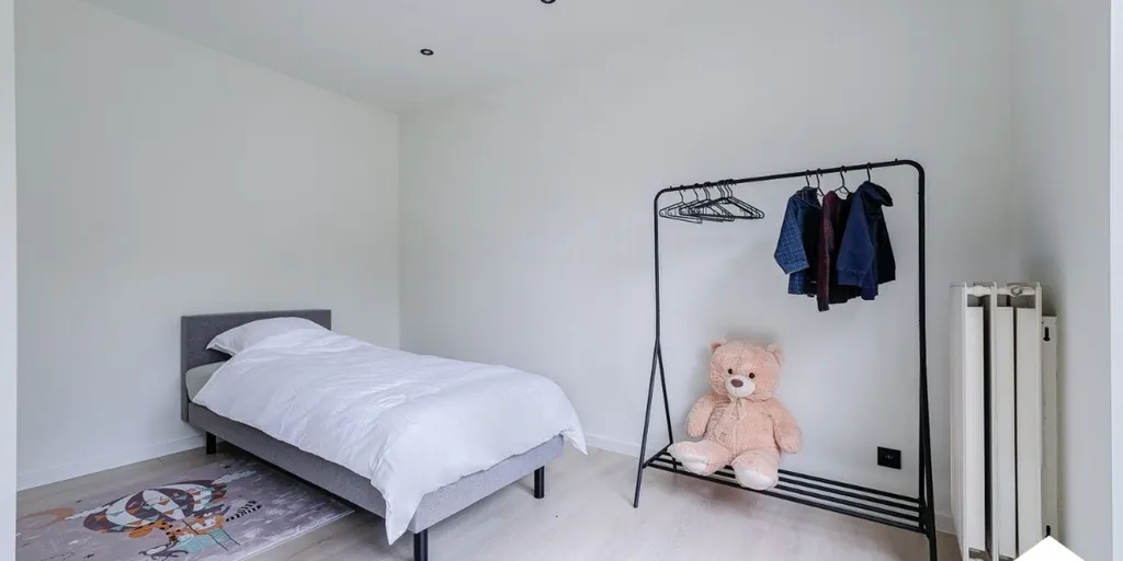 Chambres - Appartement rénové avec 2 chambres à Kuringen