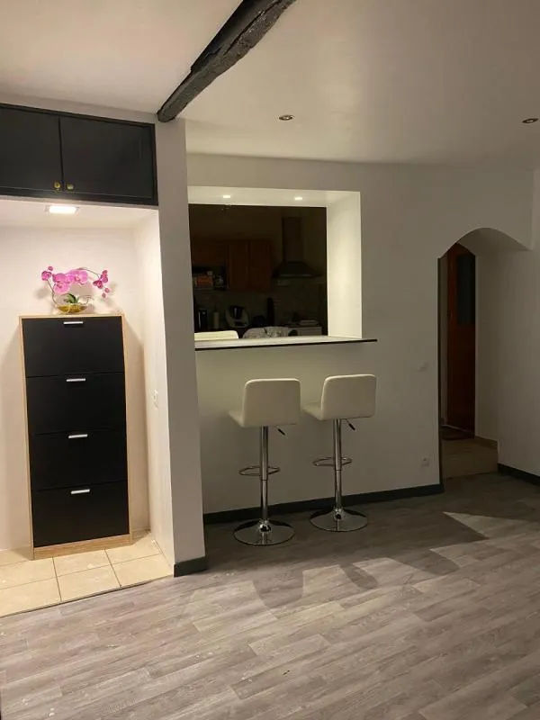Cucina - Flat with Courtyard in Issou