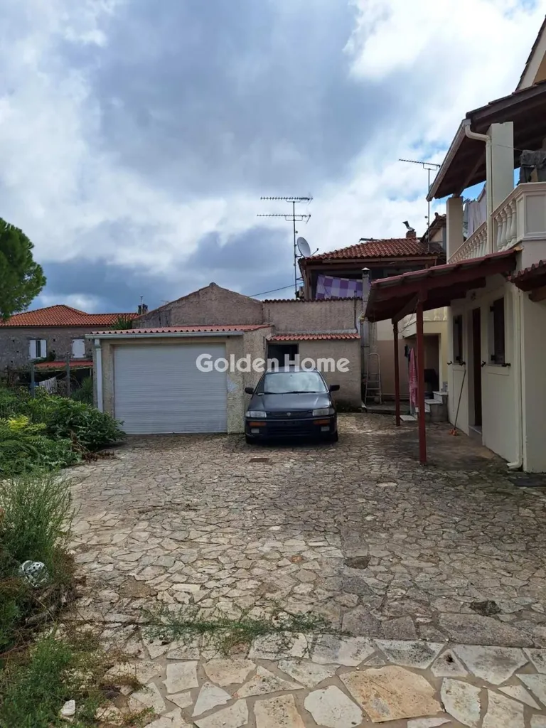 2-room house in GR