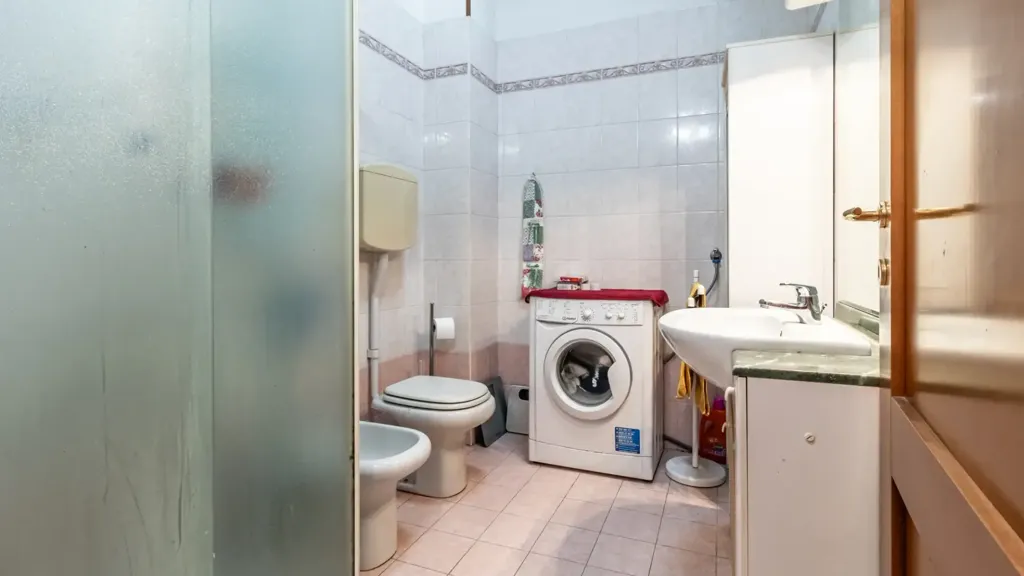Vannitoad - Modernised Two-Bedroom Apartment in Casalfiumanese