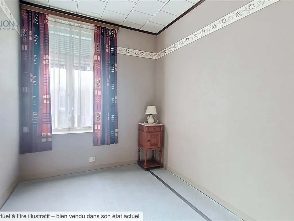 Chambres - Maison à Rénover avec Jardin à Lessines