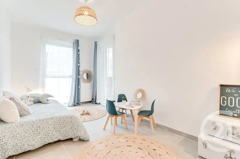 Chambres - Appartement Neuf avec Terrasse à Vienne