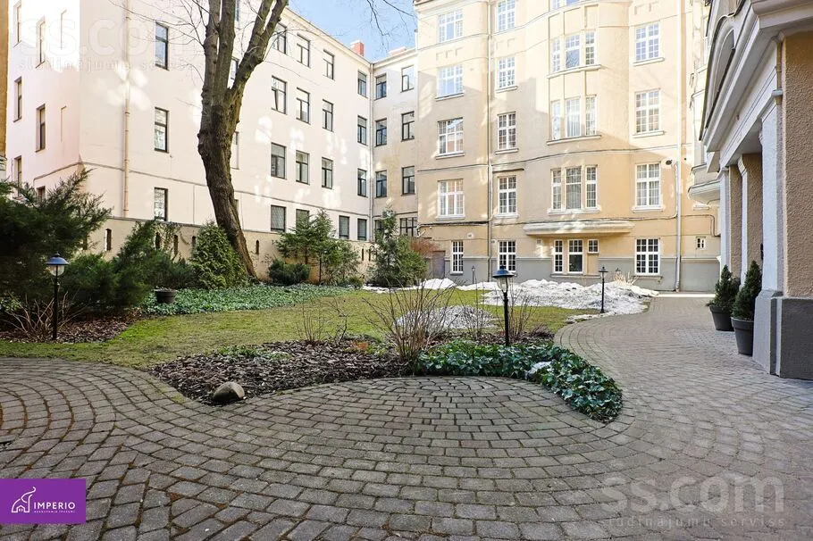 Jardin - Appartement 4 pièces à Rīga