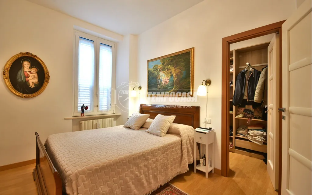 Chambres - Restored Apartment with Double Garage in Osimo