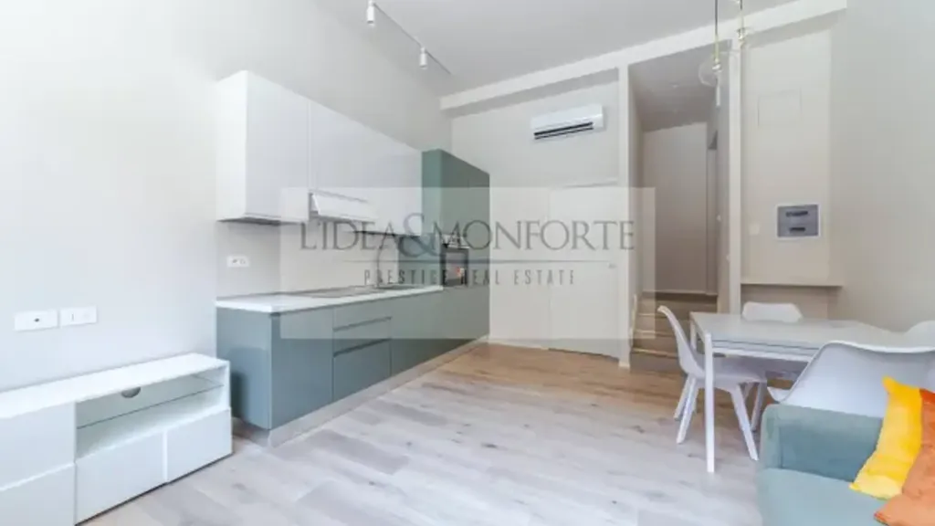 Elutuba - Luxury Refined Duplex in Milan