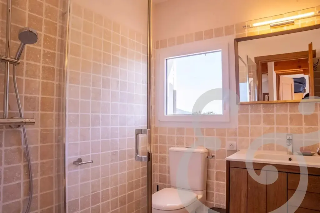Salles de bain - Maison de Charme avec Piscine à Eygalières