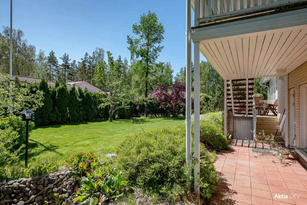 Giardino - Detached House with Pool in Ravals, Kirkkonummi